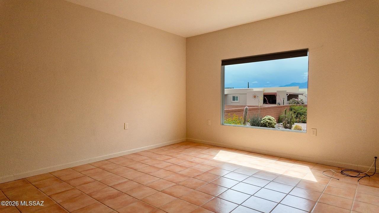 724 W Rio San Pedro - Photo 5 of 22