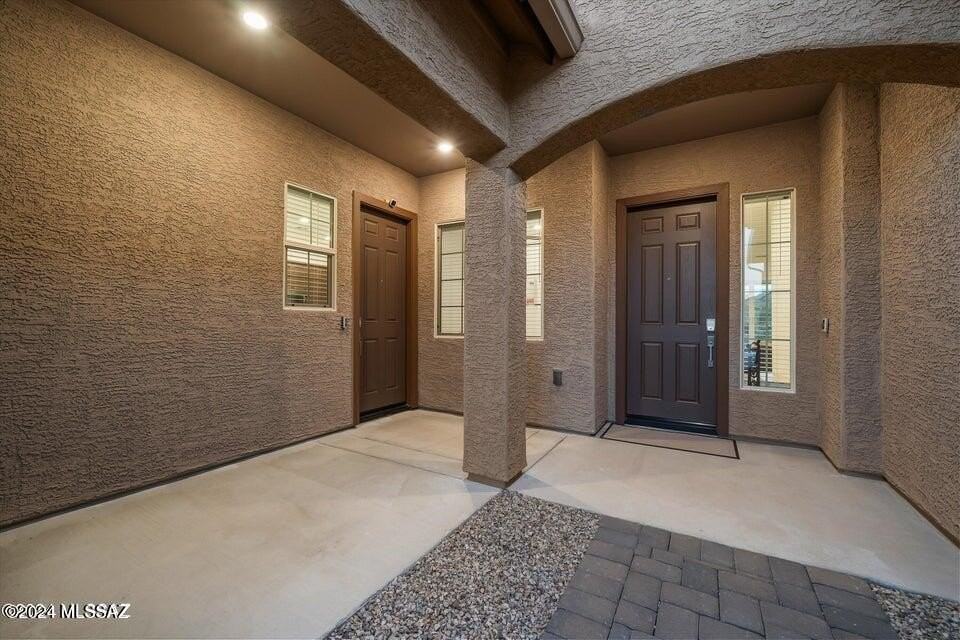 10623 N Iron Peak Dr - Photo 5 of 42