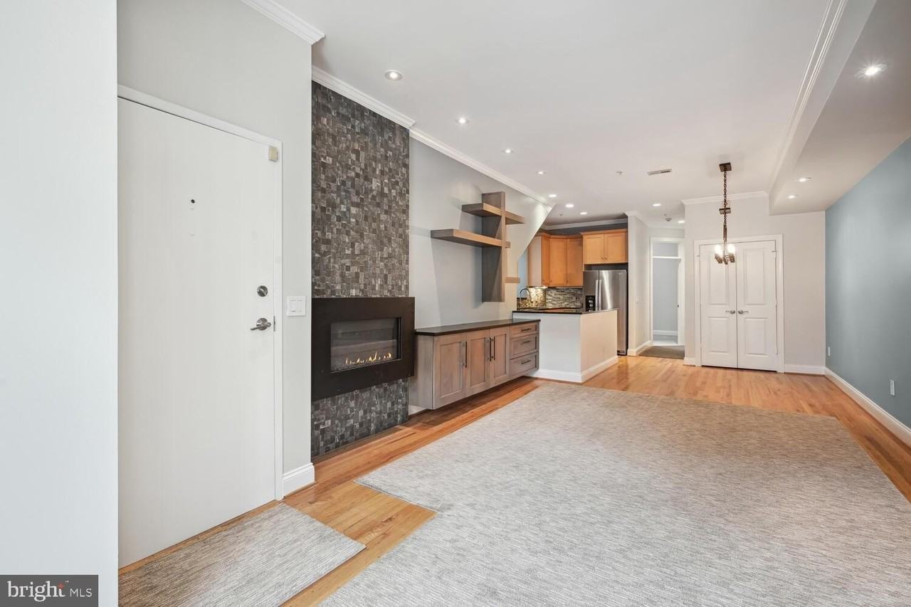 1832 Swann St Nw #B - Photo 2 of 17