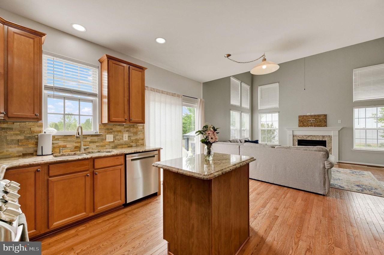 33 Brielle Way - Photo 5 of 23
