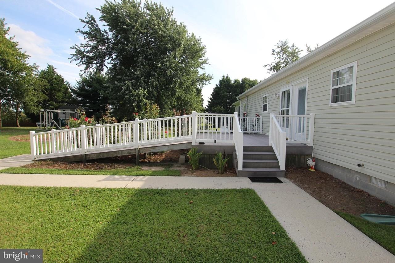 26499 Hollyville Rd - Photo 3 of 16