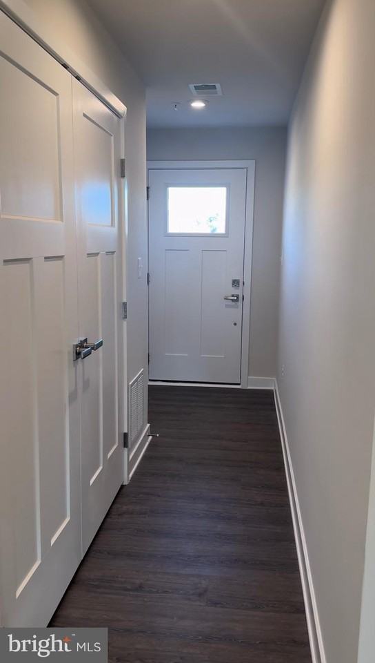 921 Playfair Terrace Way - Photo 4 of 6