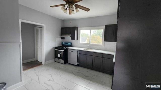 99 Carlton Avenue - Photo 4 of 10