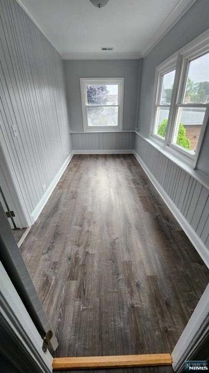 99 Carlton Avenue - Photo 5 of 10