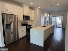 115 Dickenson Dr - Photo 1 of 1