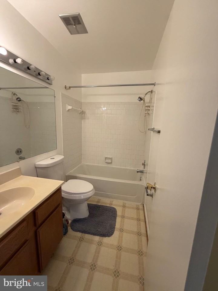 4108 Peppertree Ln #4108 - Photo 2 of 11