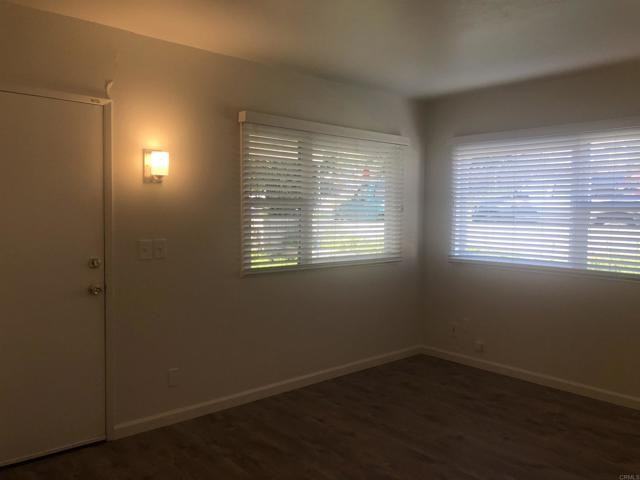 3535 Helix St - Photo 4 of 19