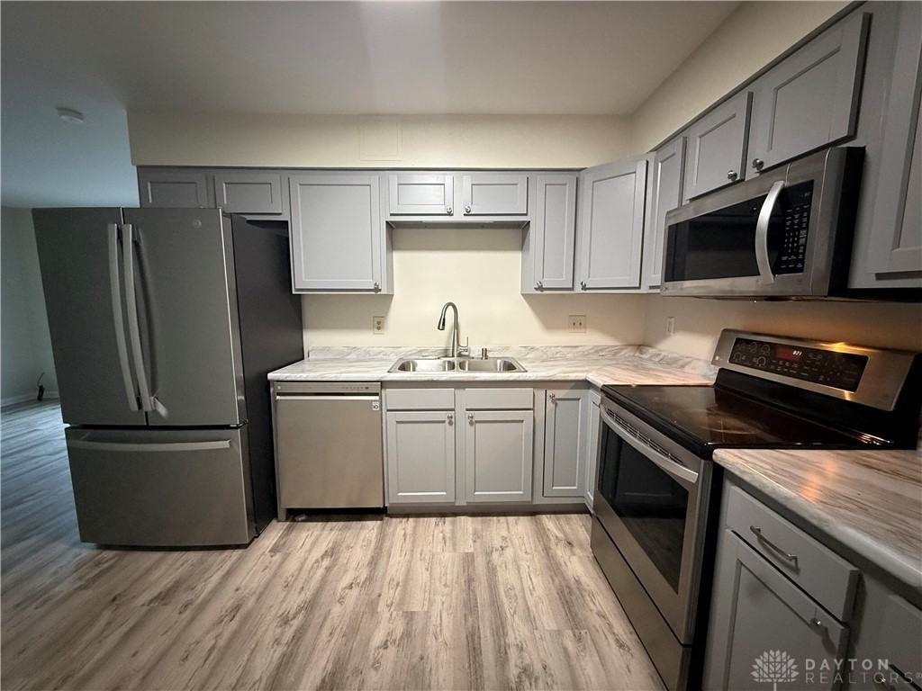 3108 E Stroop Rd - Photo 3 of 21