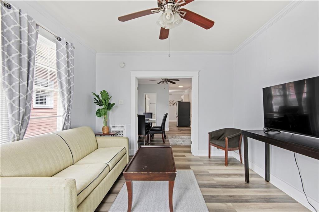 2203 Broadway St - Photo 5 of 16