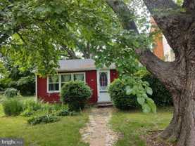 10412 Claiborne Rd - Photo 1 of 1