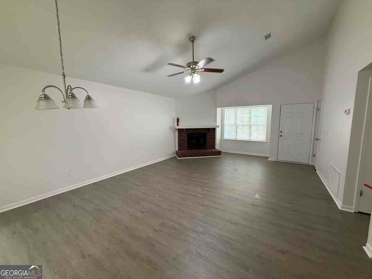 7799 Park Ln - Photo 3 of 9