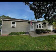 191 Shand Ave - Photo 1 of 1