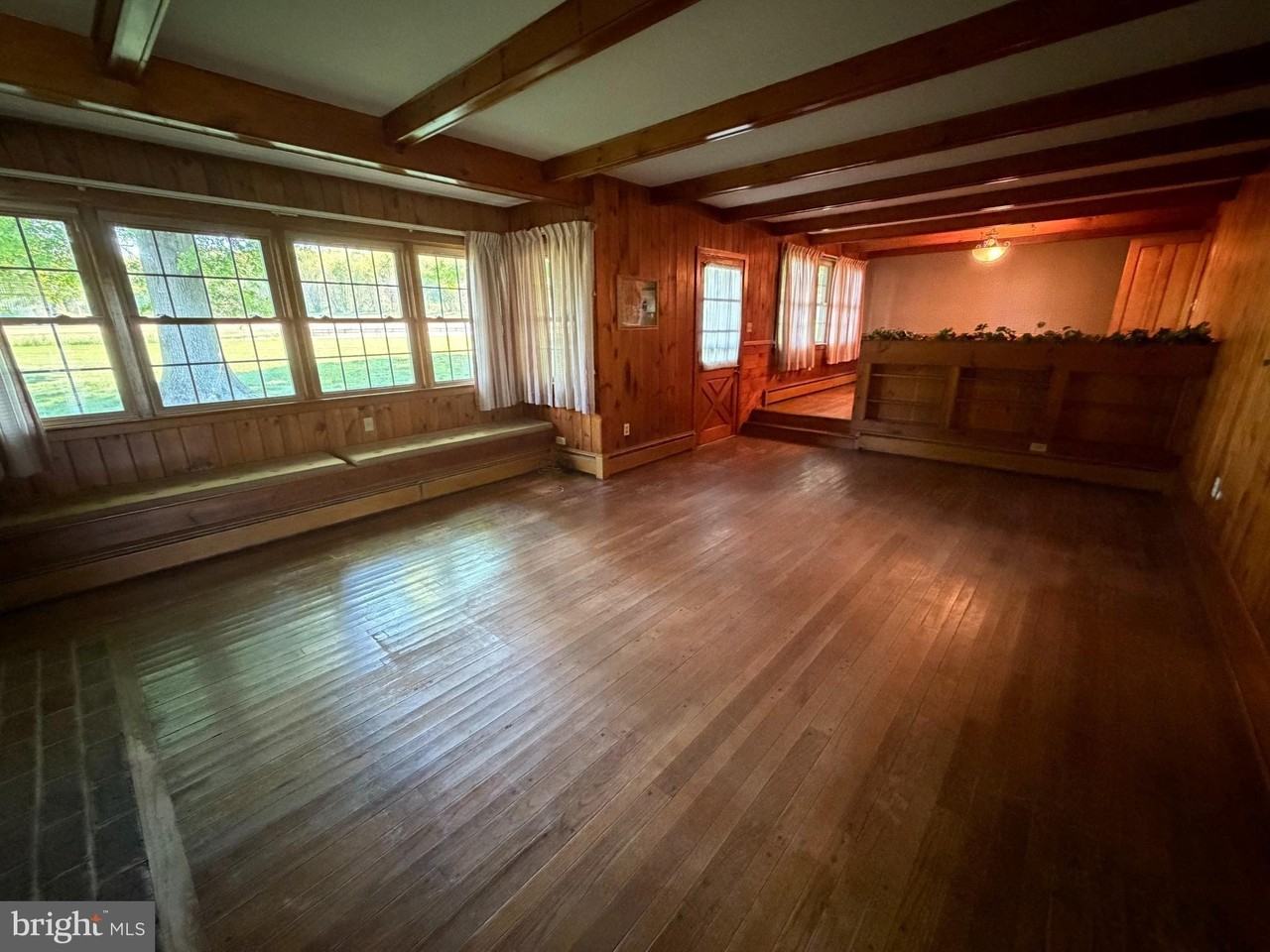 2381 Beaver Valley Pike - Photo 5 of 28