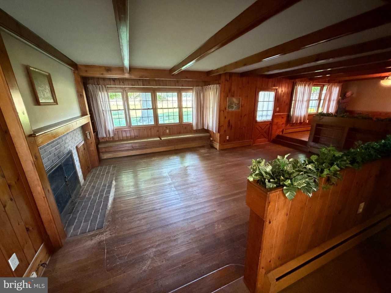 2381 Beaver Valley Pike - Photo 6 of 28
