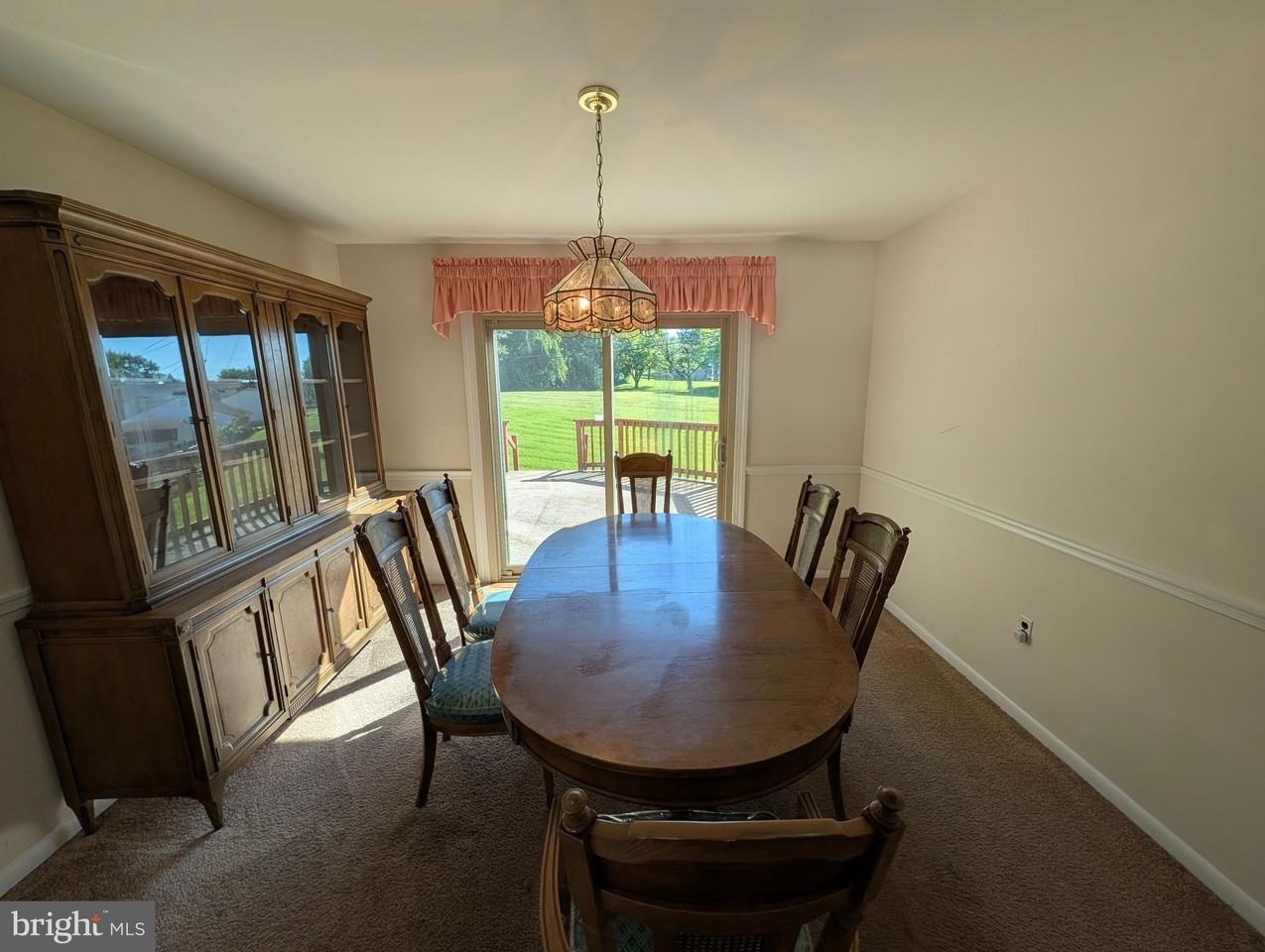 14 Westwood Cir - Photo 7 of 26