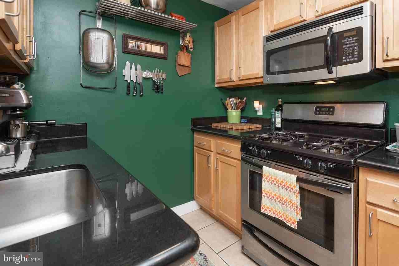 2165 E Susquehanna Ave #3 - Photo 5 of 47