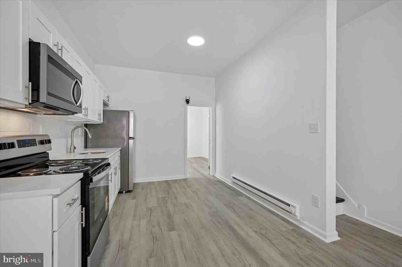 1216 W Firth St - Photo 6 of 15