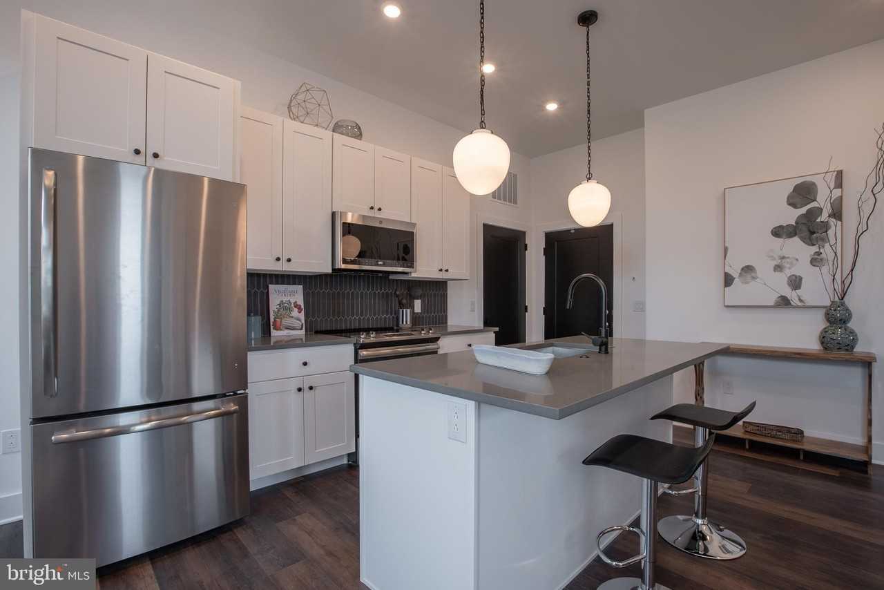 2940 W Thompson St #307 - Photo 6 of 27