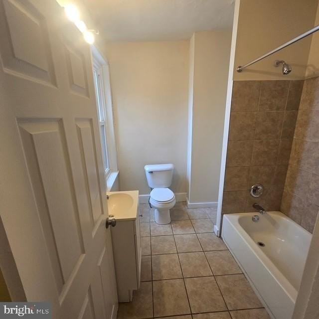 2836 Agate St - Photo 3 of 6