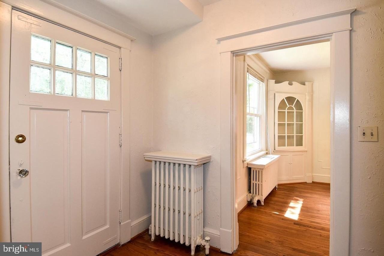 633 24th St S - Photo 2 of 50