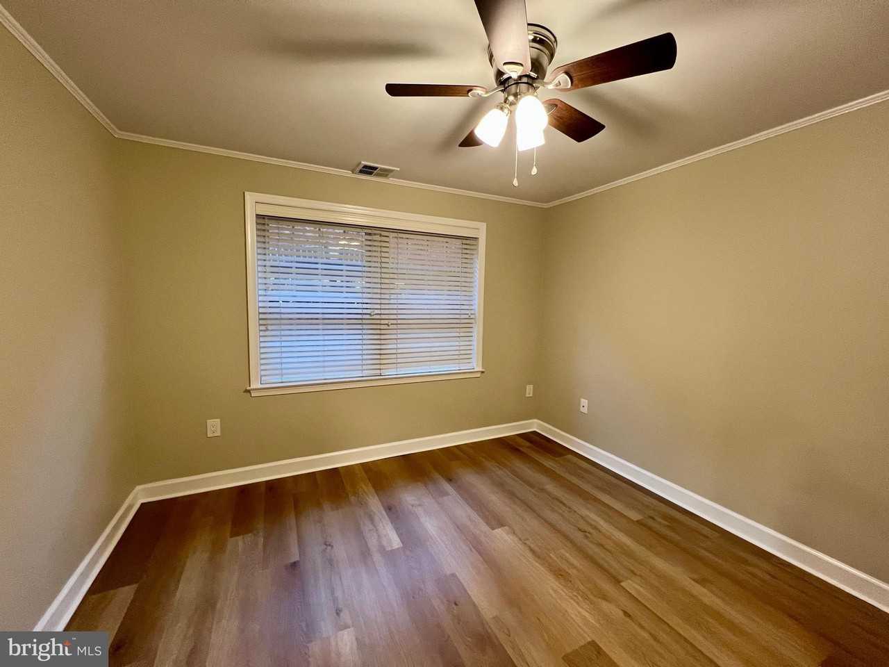 6924 Fairfax Dr #132 - Photo 7 of 34