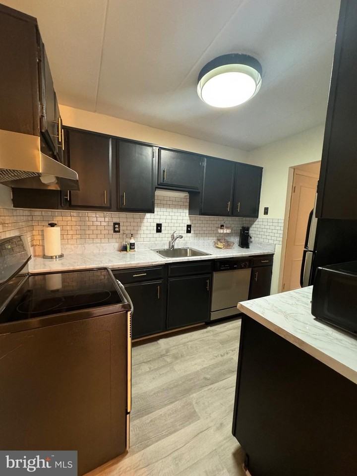 6270 Edsall Rd #301 - Photo 6 of 14