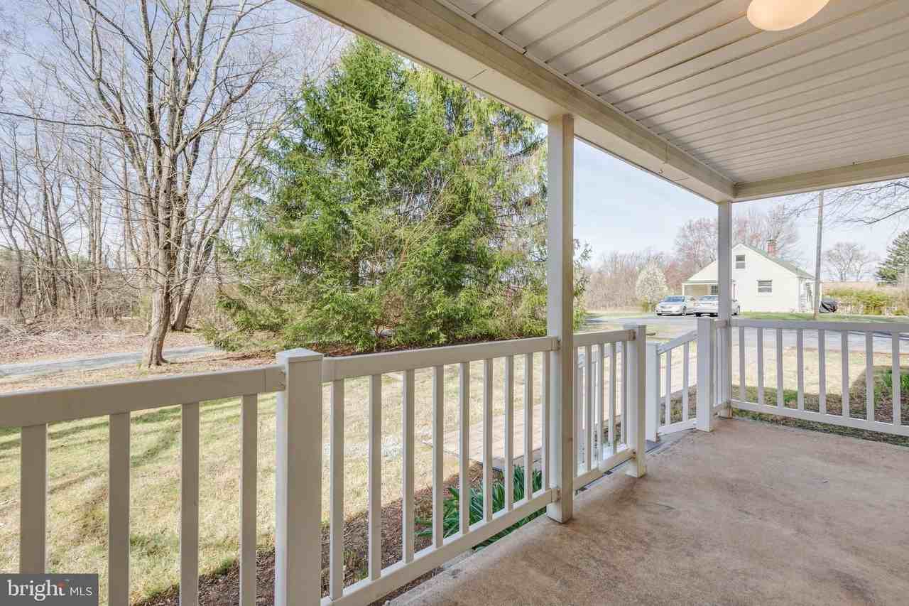 4297 Lunceford Ln - Photo 7 of 30