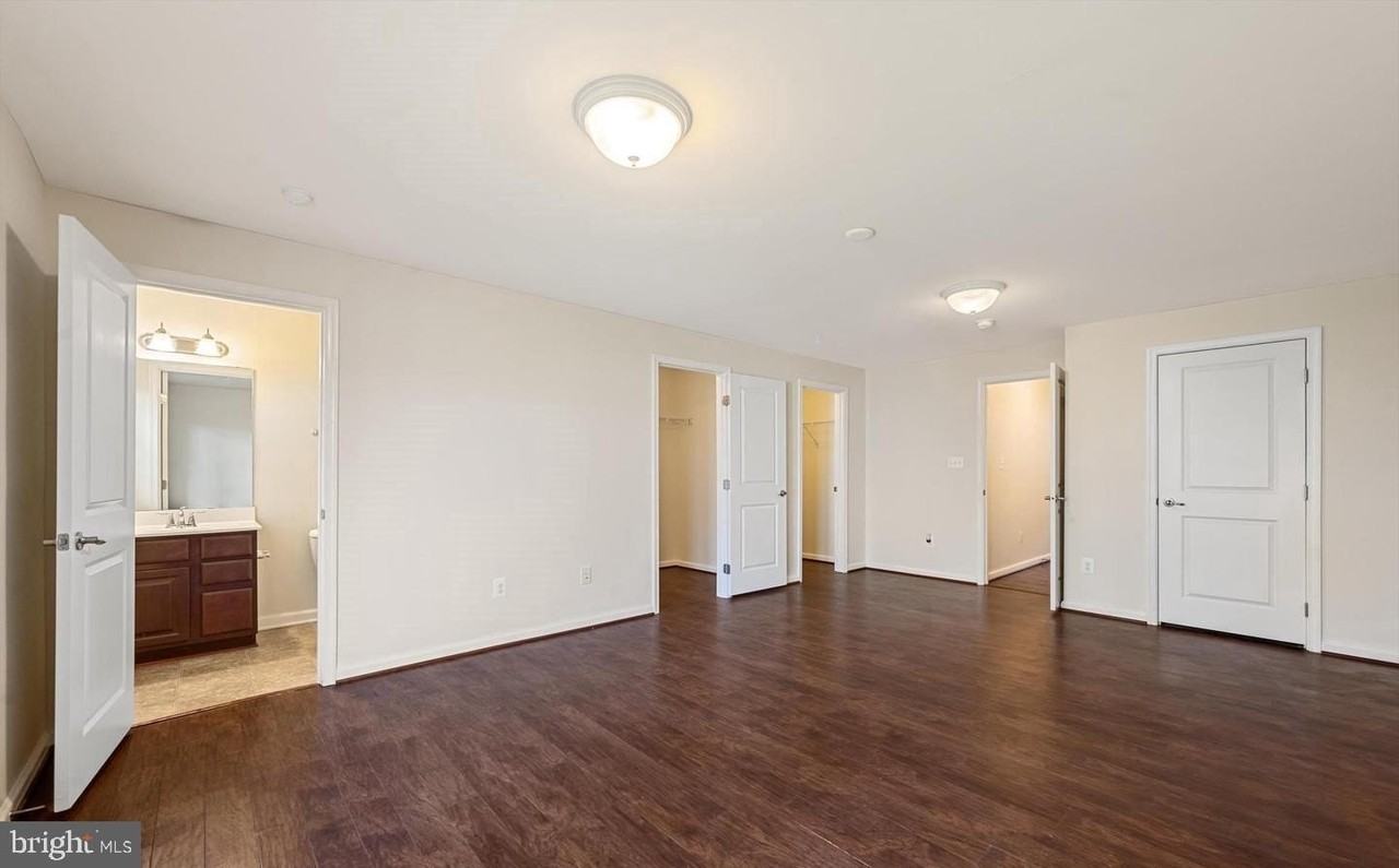 106 Argyle Ct - Photo 5 of 16