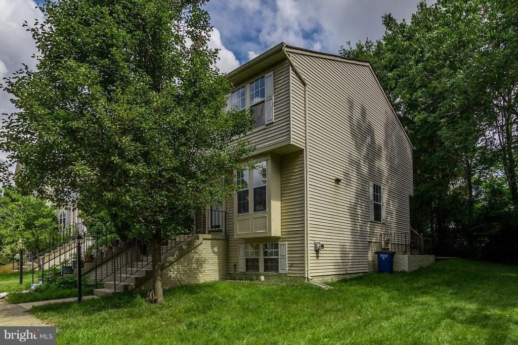 13900 Winding Ridge Ln - Photo 2 of 28