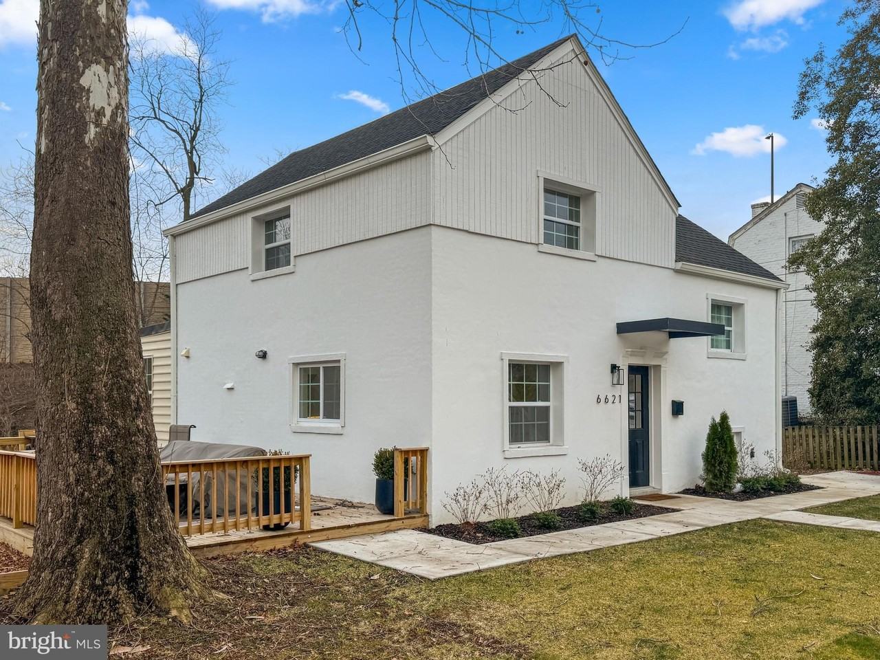 6621 Hallwood Ave - Photo 4 of 35