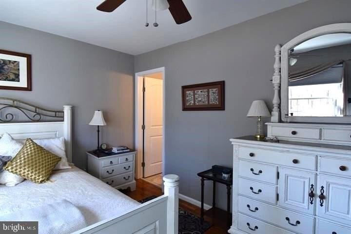 8244 Carrleigh Pkwy - Photo 4 of 25