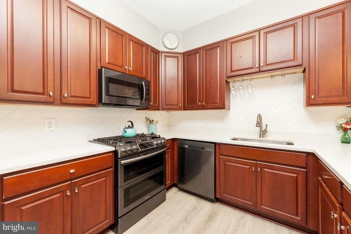 13949 Hollow Wind Way #201 - Photo 7 of 13