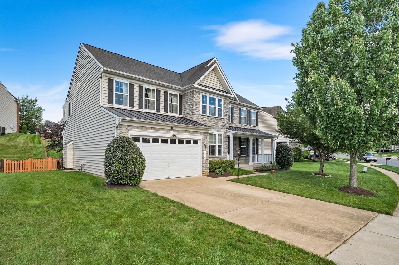 14923 Spriggs Tree Ln - Photo 3 of 50