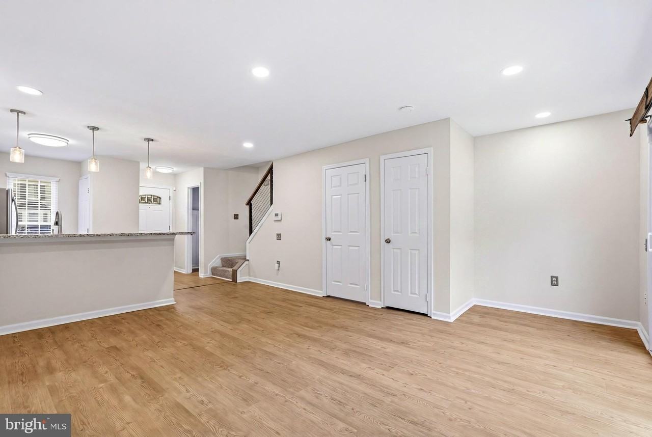 12320 Granada Way - Photo 5 of 26