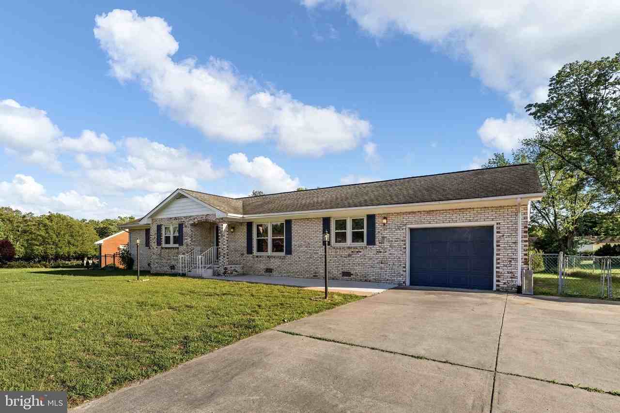 308 Butternut Dr - Photo 2 of 27