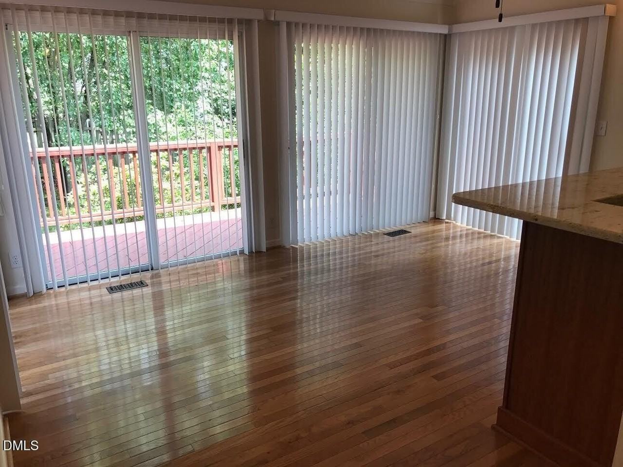 2409 Finley Ridge Ln - Photo 5 of 16