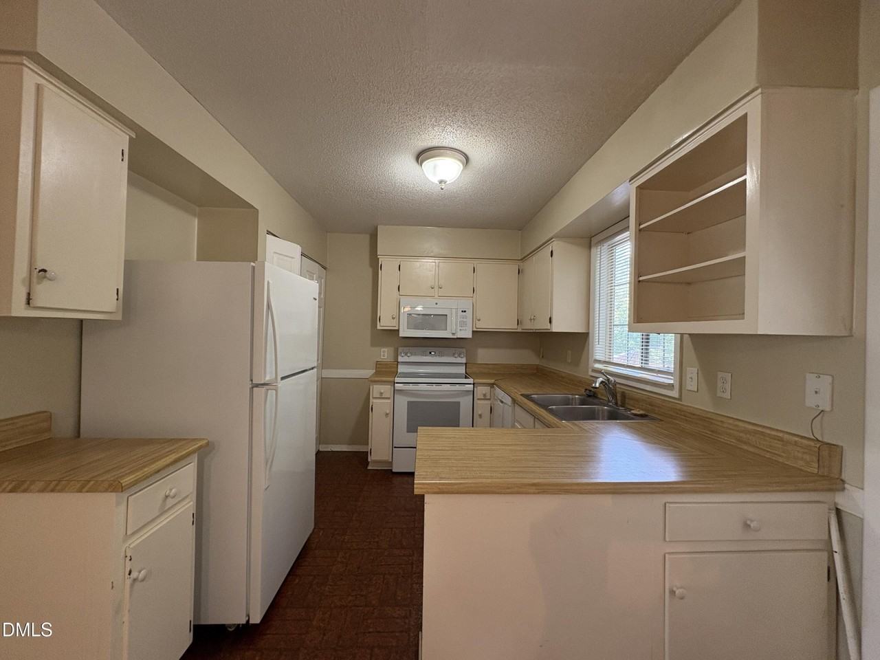 3107 Quinley Pl - Photo 2 of 21
