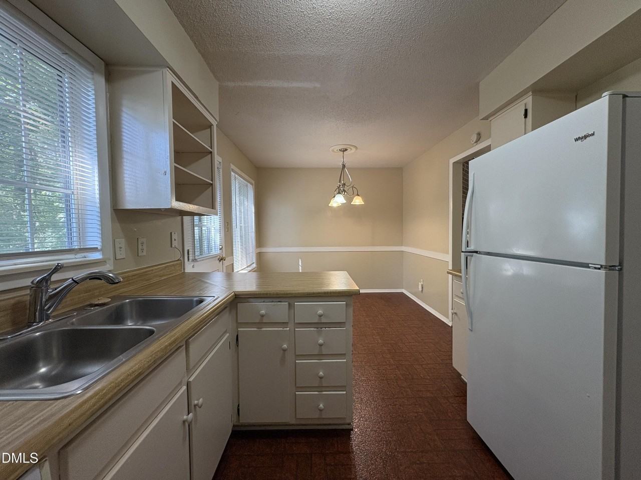 3107 Quinley Pl - Photo 4 of 21