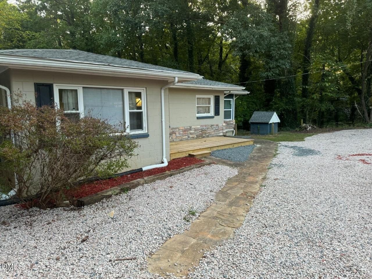 1305 Lynn Rd - Photo 2 of 18