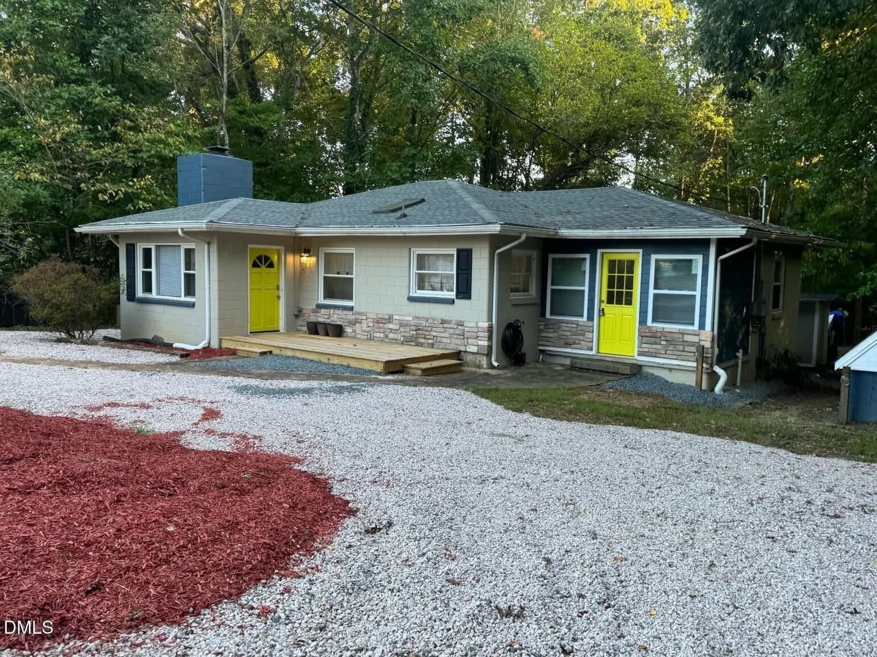 1305 Lynn Rd - Photo 4 of 18