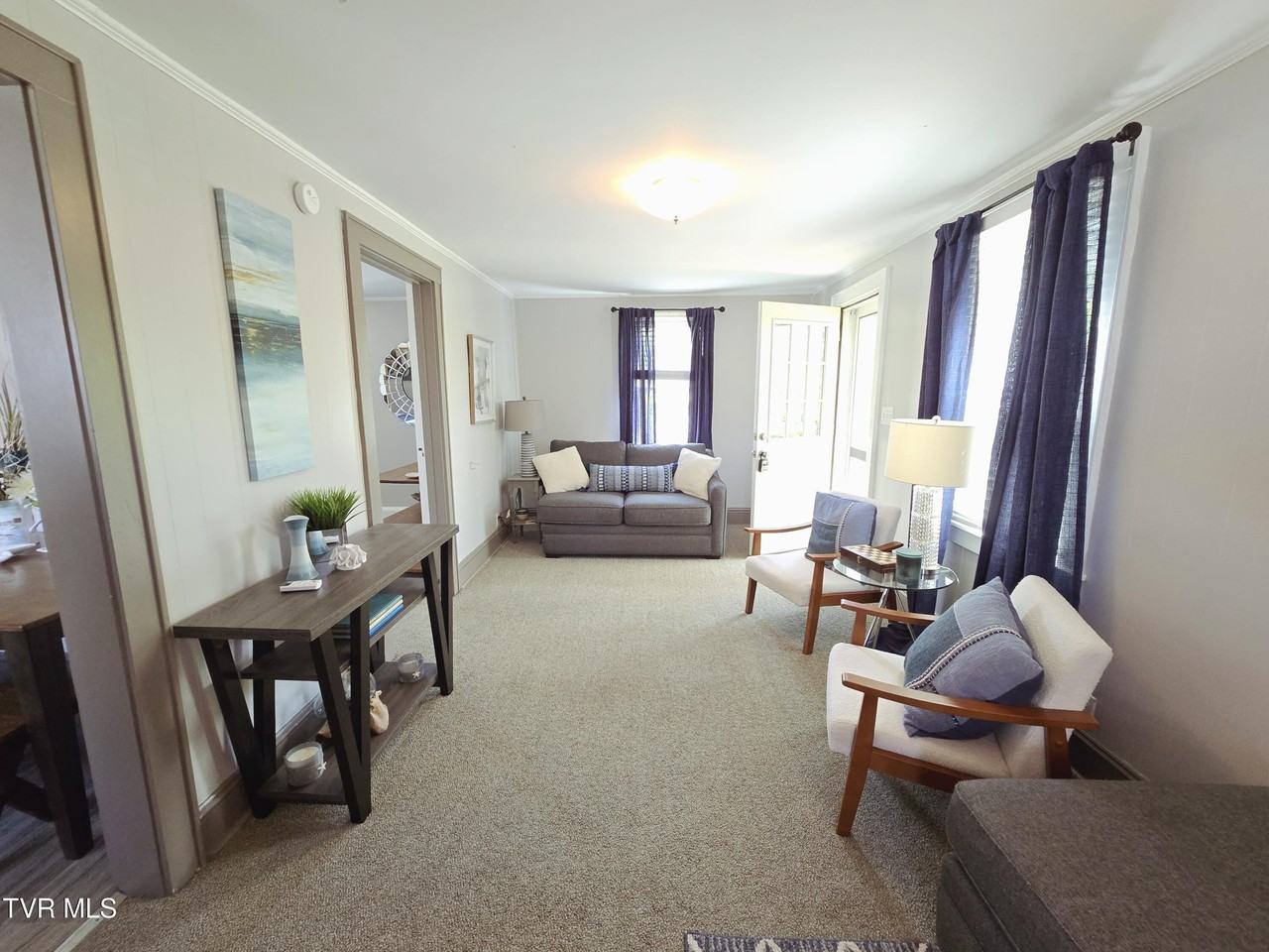 212 W F St #B - Photo 2 of 21
