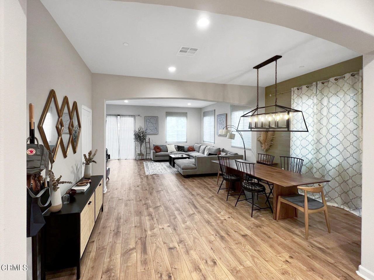 1653 Range Rd - Photo 5 of 31