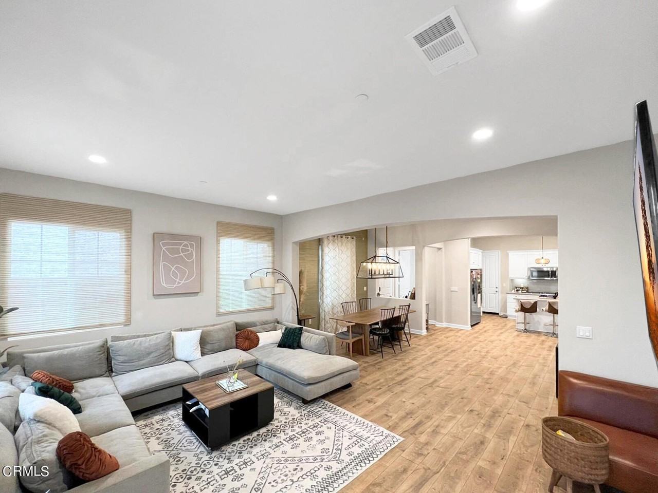 1653 Range Rd - Photo 6 of 31