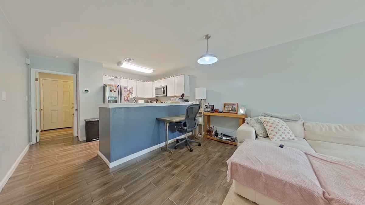 644 Carnathan Ct - Photo 5 of 10