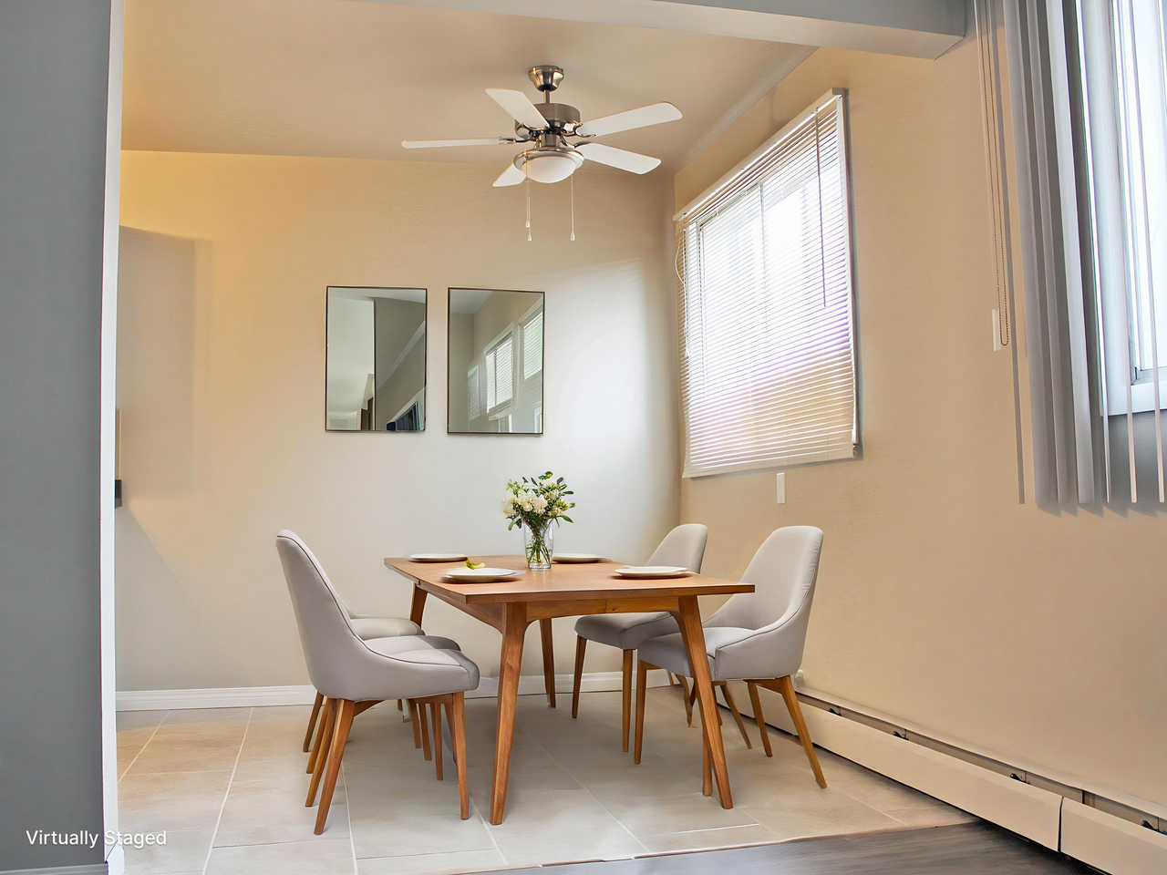 Capital Manor - Photo 5 of 15