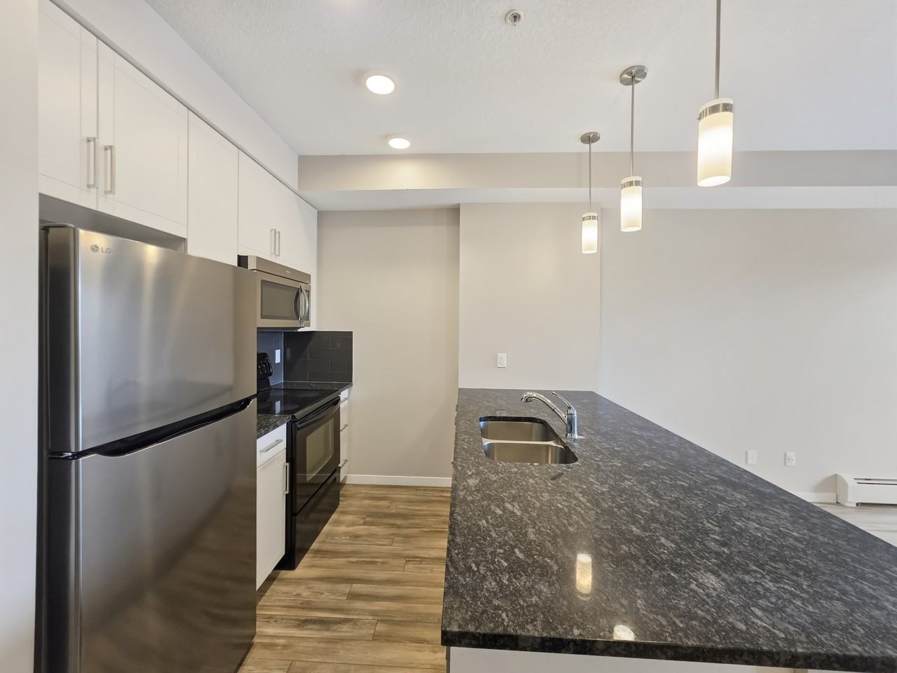 10 Mahogany Mews Se Unit 209 - Photo 3 of 22