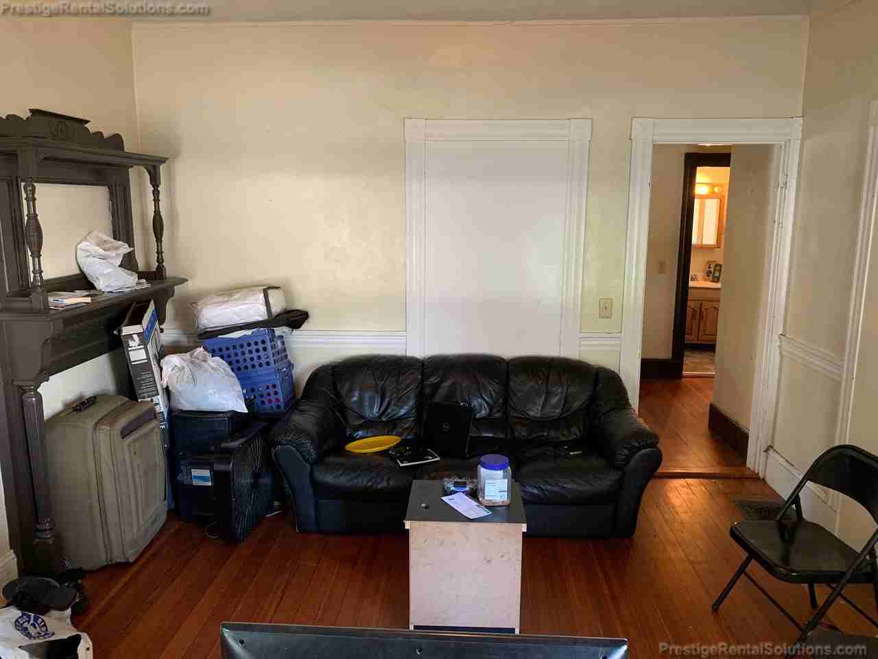 88 Gardena St #1 - Photo 5 of 18