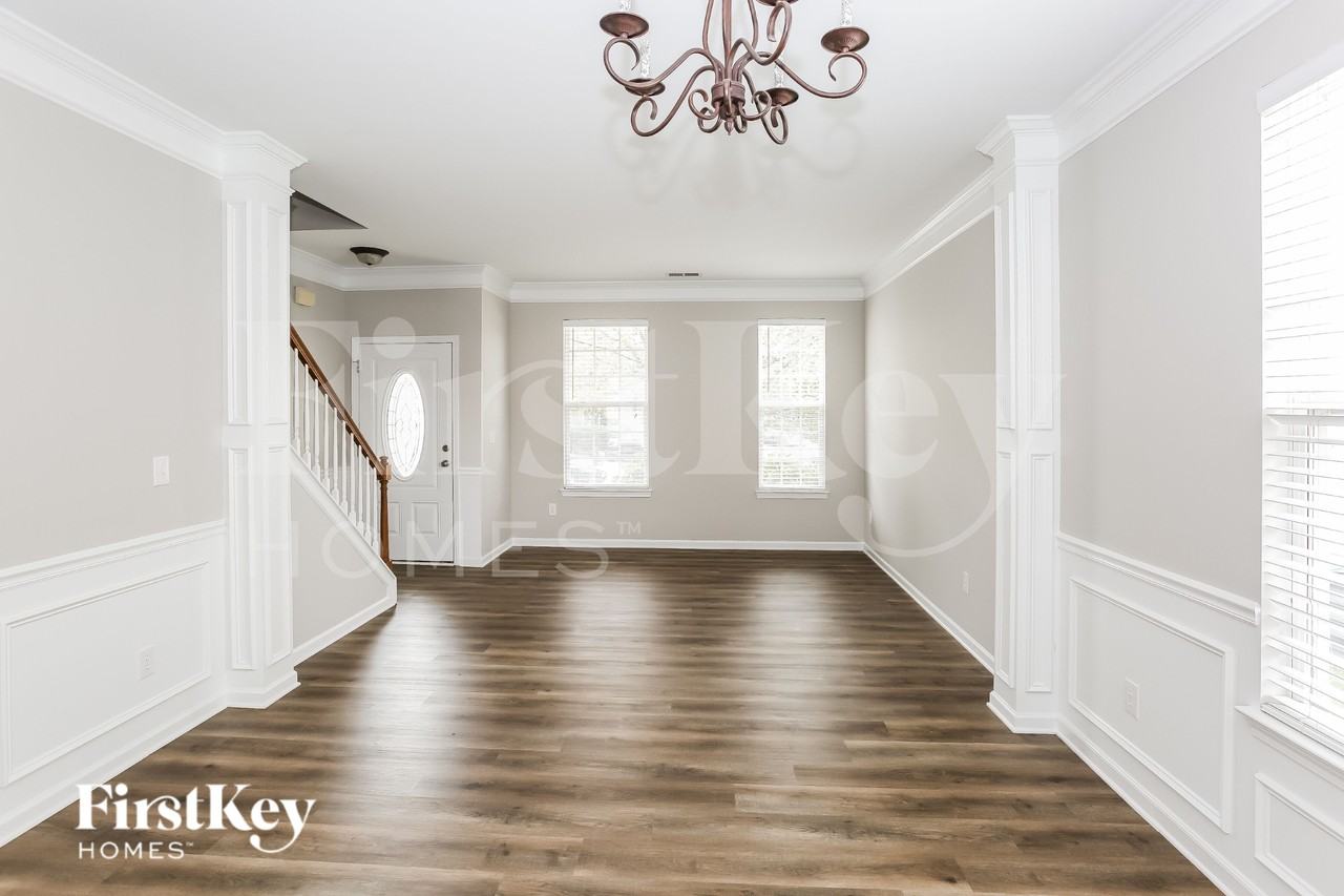 613 Latimer Way - Photo 6 of 16