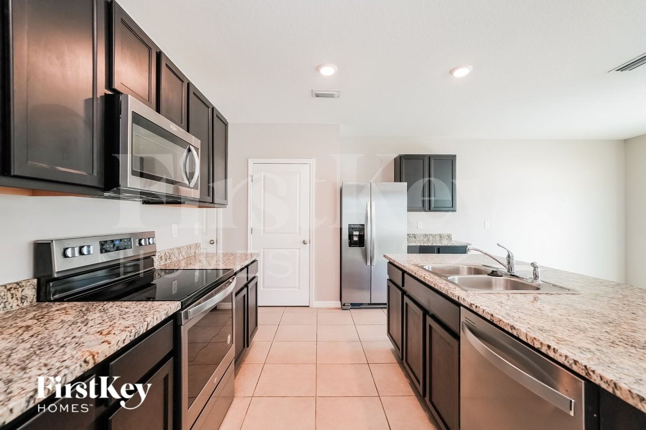 16133 Tuscany Hillside Rd - Photo 5 of 17