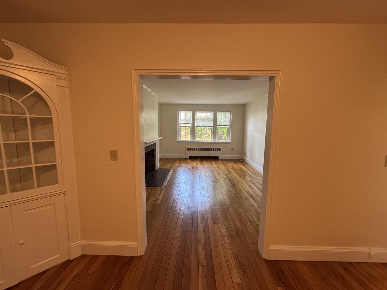 550 Belmont St #29 - Photo 4 of 29
